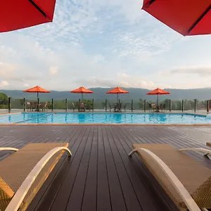 The Smith House Pantai Cenang (Langkawi)
